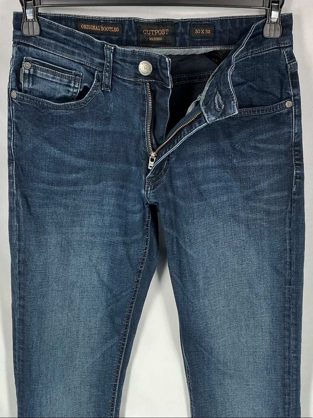 Buckle Outpost Dark Wash Stretch Mid Rise Bootcut Denim Blue Jeans 30 x 32